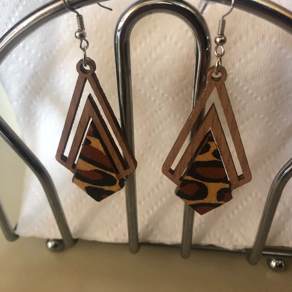 Wood wood - Picture 1 of 3